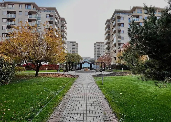 Cleopatra Apartment